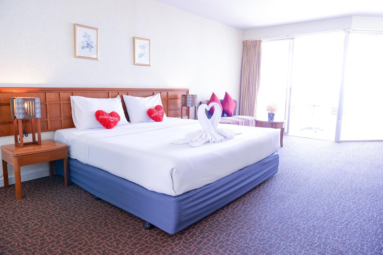 Sandy Spring Hotel Паттайя Экстерьер фото